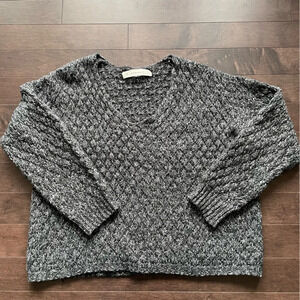 Zara Gray Crew Neck Sweater